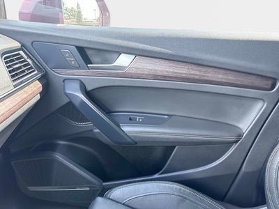 2023 Audi Q5 S line Prestige