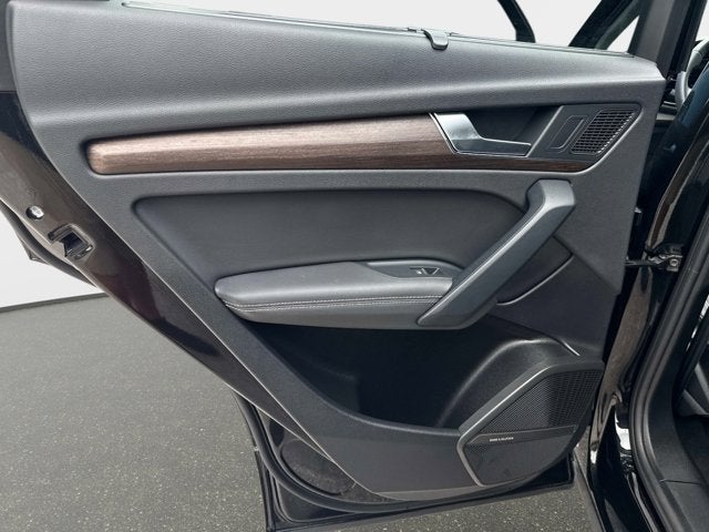2025 Audi Q5 S line Prestige