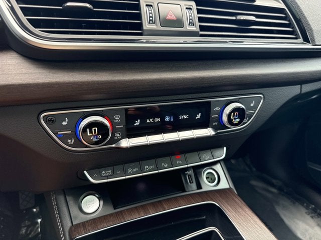 2025 Audi Q5 S line Prestige