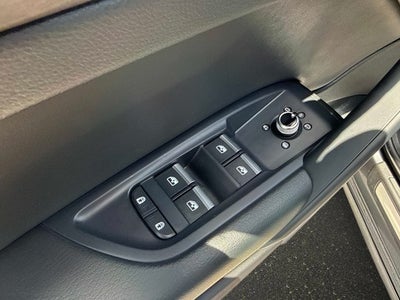 2023 Audi Q5 S line Premium