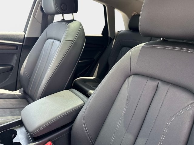 2023 Audi Q5 S line Premium