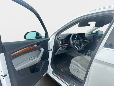 2023 Audi Q5 S line Premium
