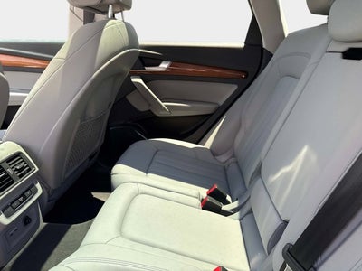 2023 Audi Q5 S line Premium