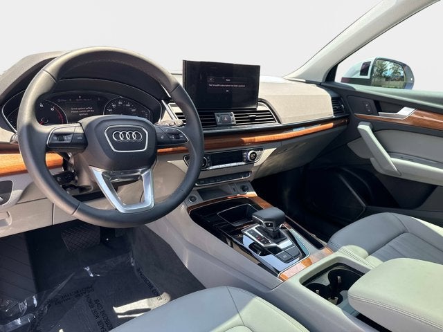 2023 Audi Q5 S line Premium