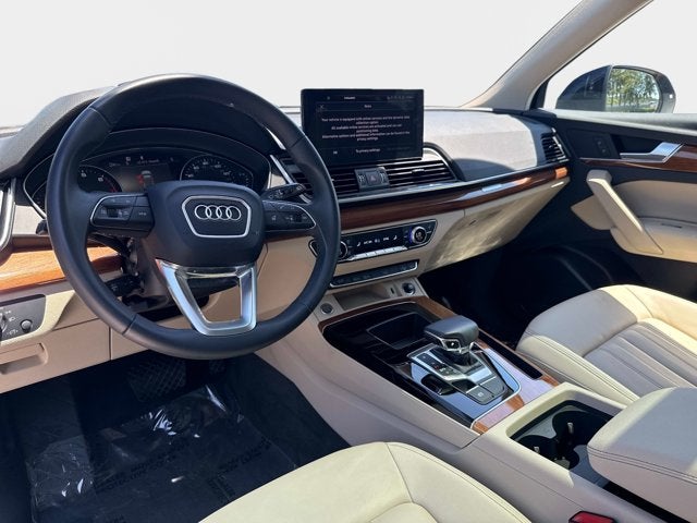 2023 Audi Q5 S line Premium