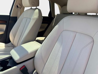 2023 Audi Q5 S line Premium
