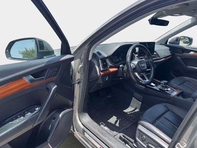 2023 Audi Q5 S line Premium