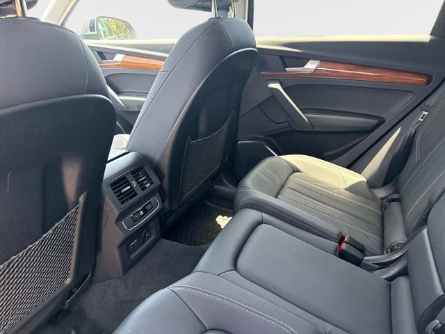 2023 Audi Q5 S line Premium