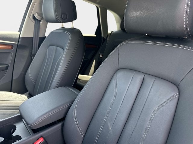 2023 Audi Q5 S line Premium