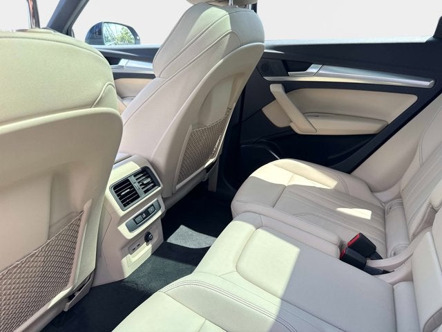2025 Audi Q5 S line Premium