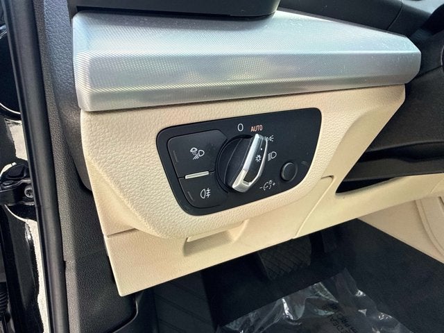 2025 Audi Q5 S line Premium