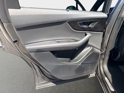 2023 Audi Q7 Premium Plus