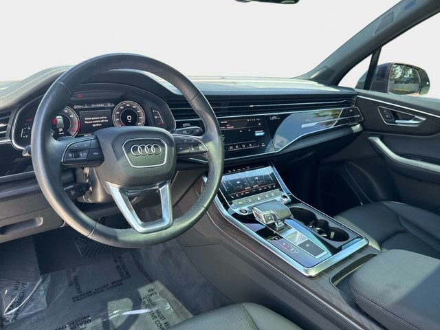 2023 Audi Q7 Premium Plus