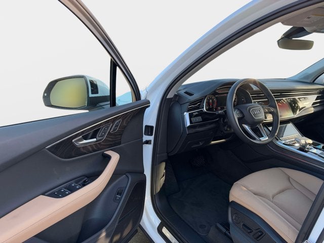 2026 Audi Q7 Premium Plus