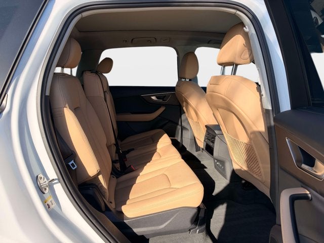 2026 Audi Q7 Premium Plus