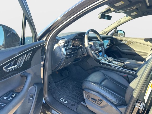 2022 Audi Q7 Premium Plus