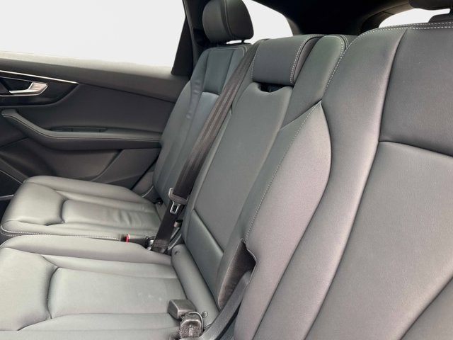 2025 Audi Q7 Premium Plus