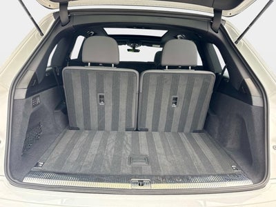 2025 Audi Q7 Premium Plus
