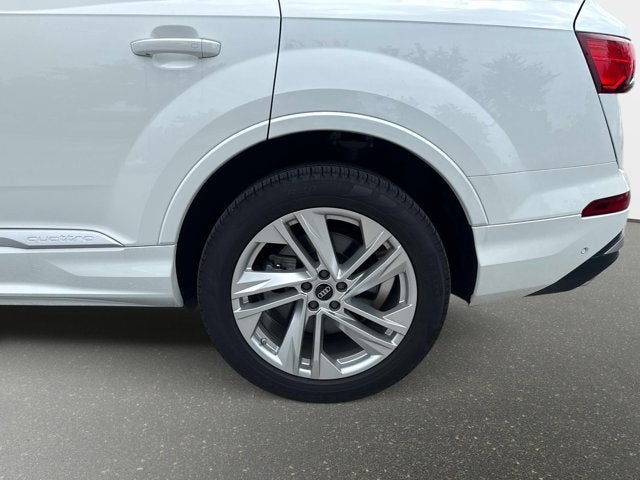 2025 Audi Q7 Premium Plus