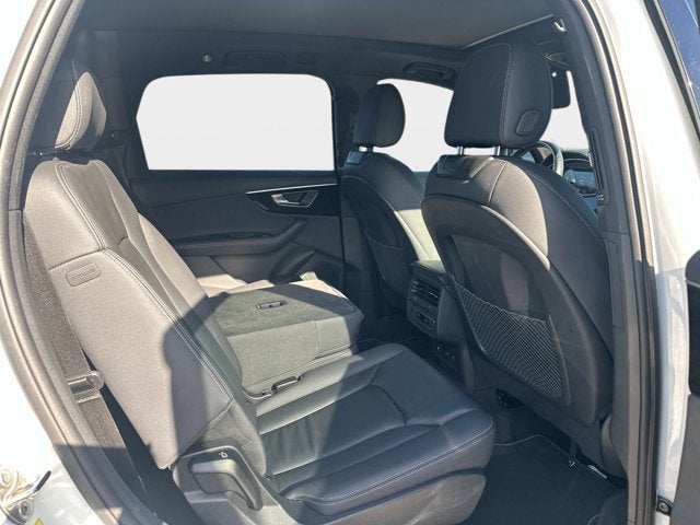 2025 Audi Q7 Premium Plus