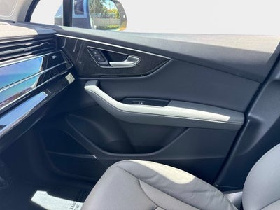 2025 Audi Q7 Premium Plus