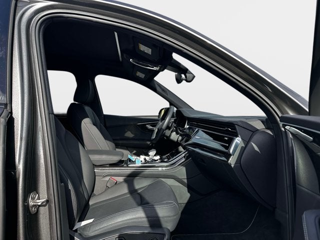 2026 Audi Q7 Premium Plus