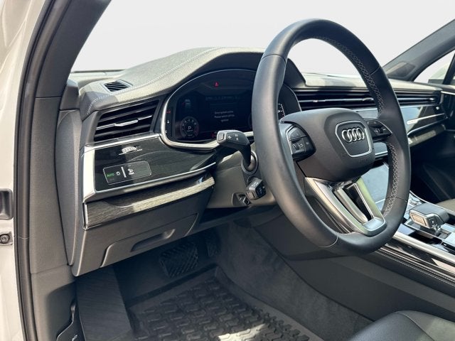 2026 Audi Q7 Premium Plus