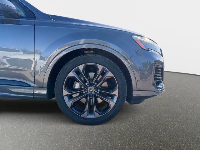 2026 Audi Q7 Premium Plus