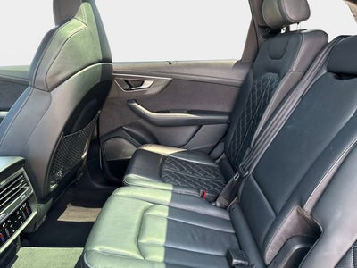 2023 Audi SQ7 Prestige