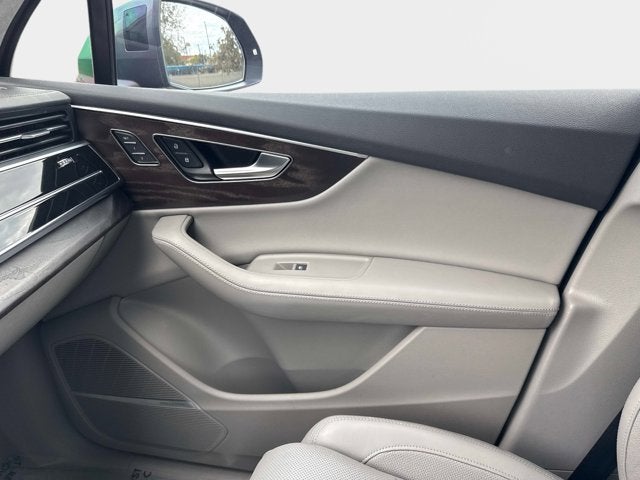 2022 Audi Q7 Prestige