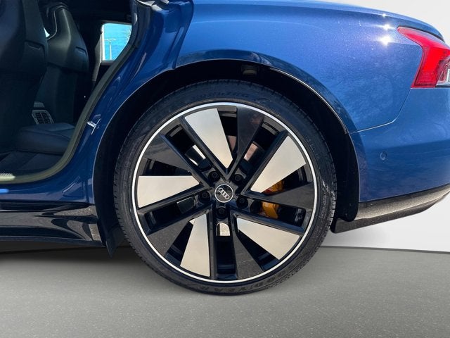 2022 Audi RS e-tron GT Base