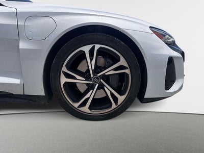 2024 Audi e-tron GT Premium Plus