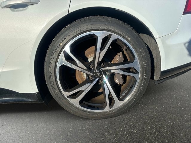 2023 Audi e-tron GT Premium Plus