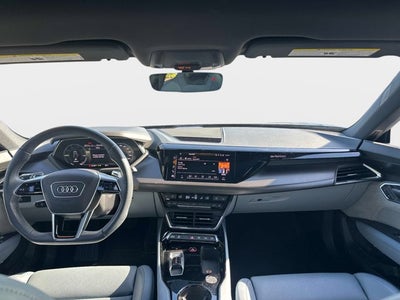 2022 Audi e-tron GT Prestige
