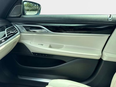 2022 BMW 7 Series 750i xDrive