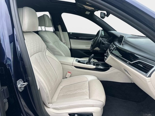 2022 BMW 7 Series 750i xDrive