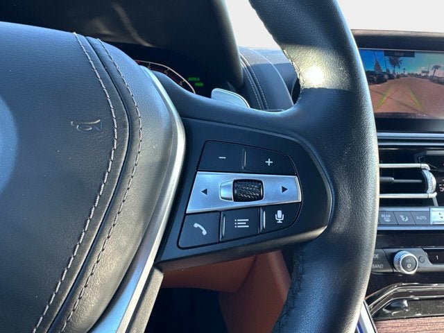 2021 BMW 8 Series 840i