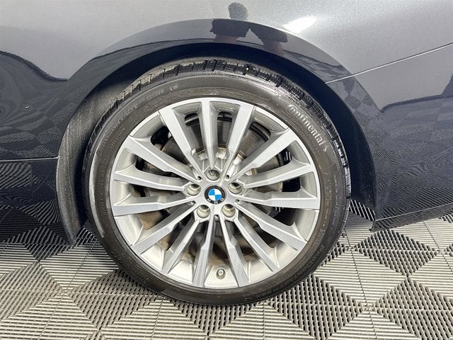 2021 BMW 8 Series 840i