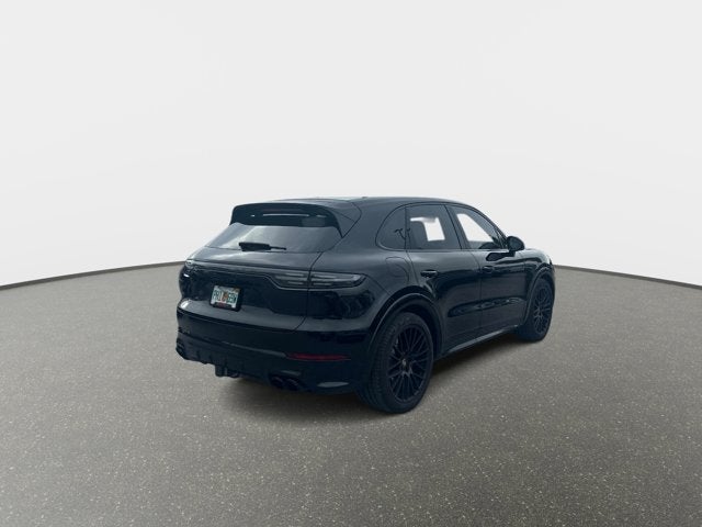 2022 Porsche Cayenne GTS
