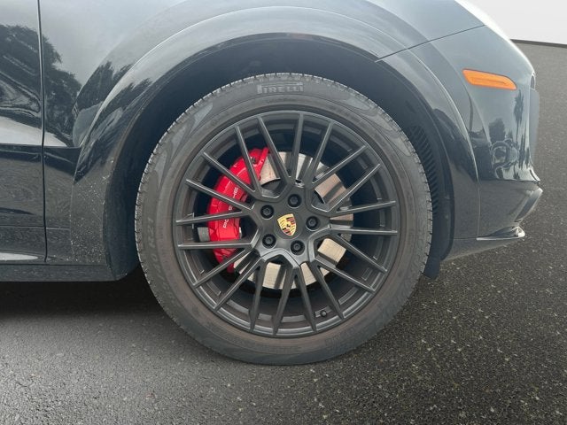 2022 Porsche Cayenne GTS