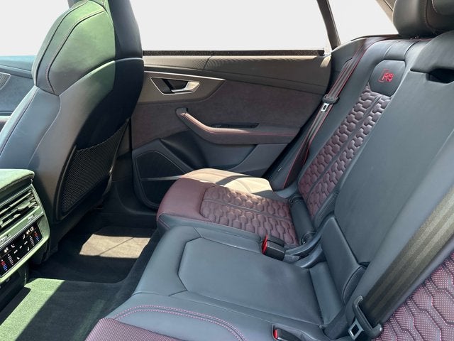 2025 Audi RS Q8 performance