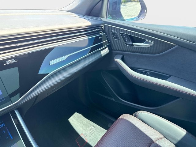 2025 Audi RS Q8 performance