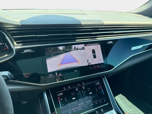 2025 Audi RS Q8 performance