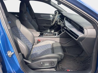 2025 Audi RS 6 Avant performance