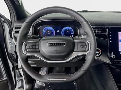 2025 Jeep Wagoneer Base