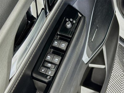 2025 Jeep Wagoneer Base