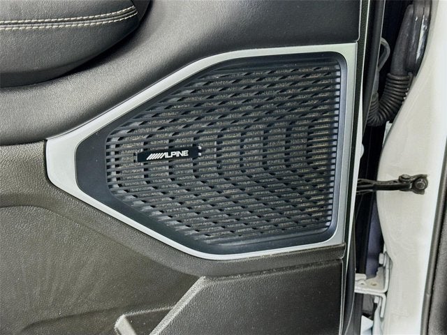 2025 Jeep Wagoneer Base