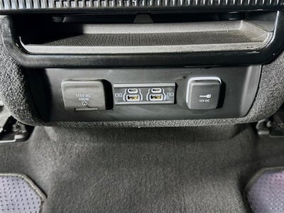 2025 Jeep Wagoneer Base
