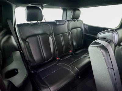 2025 Jeep Wagoneer Base