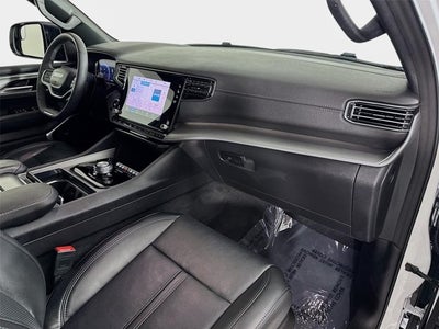 2025 Jeep Wagoneer Base